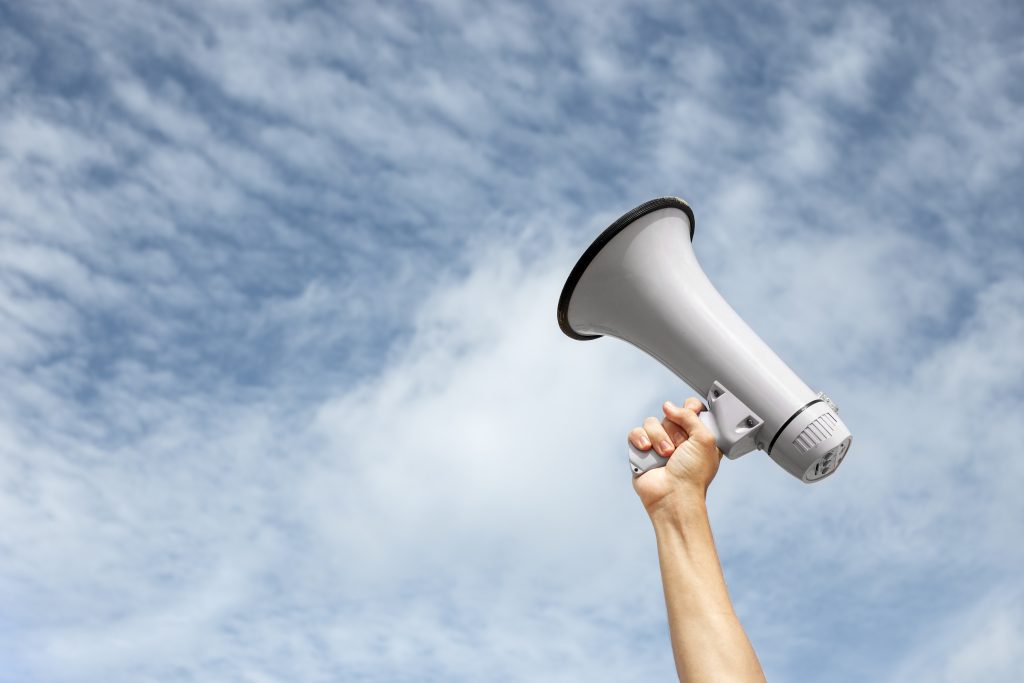 Lanzamos Lexone Influence: la PRIMERA agencia de influencers legales en España